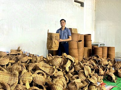 Gallery - 	Độc đáo làng nghề đan cỏ tế Phú Túc